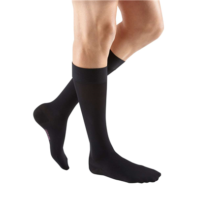 Mediven Plus - Pair 20-30 mmHg Calf with Silicone Topband Standard Closed Toe