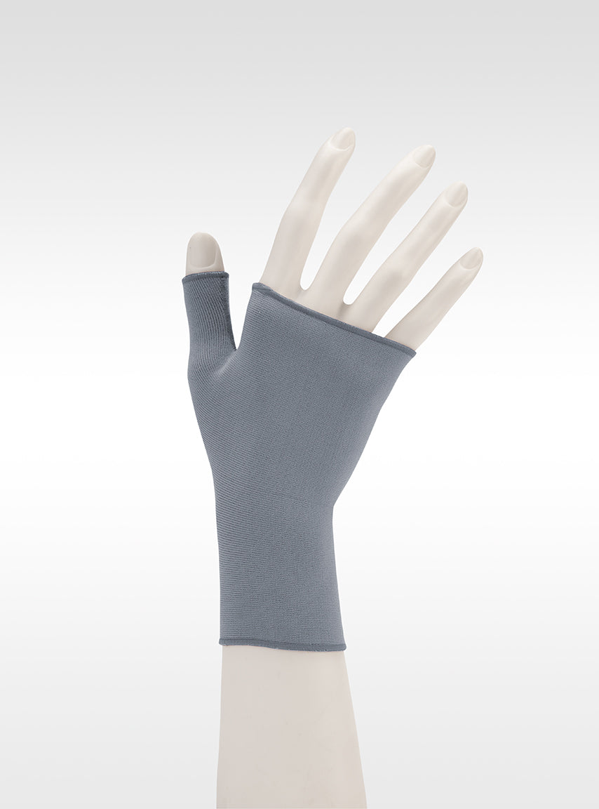 Juzo Soft Seamless Gauntlets 30-40 mmHg