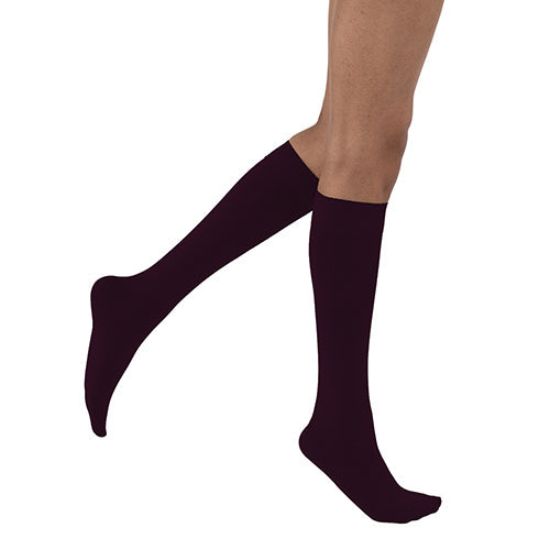 JOBST Opaque Softfit 15-20 mmHg Compression Knee Socks